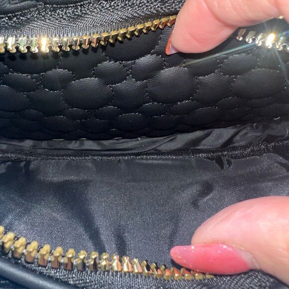 Disney X Primark Mickey Mouse Crossbody Camera Style Bag - Picture 9 of 11